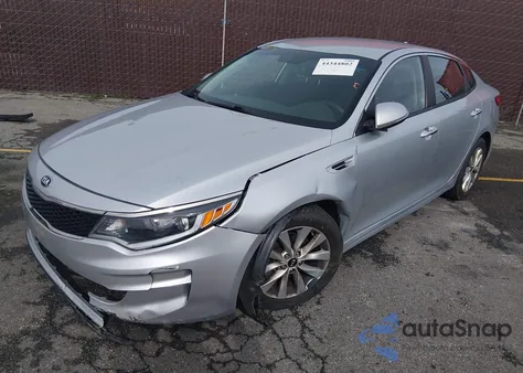 2018 Kia Optima Lx z USA, uszkodzony, nr VIN 5XXGT4L38JG267342